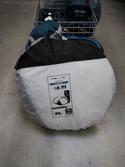 Cort 2 Seconds Fresh&black 3 persoane - produs resigilat Decathlon