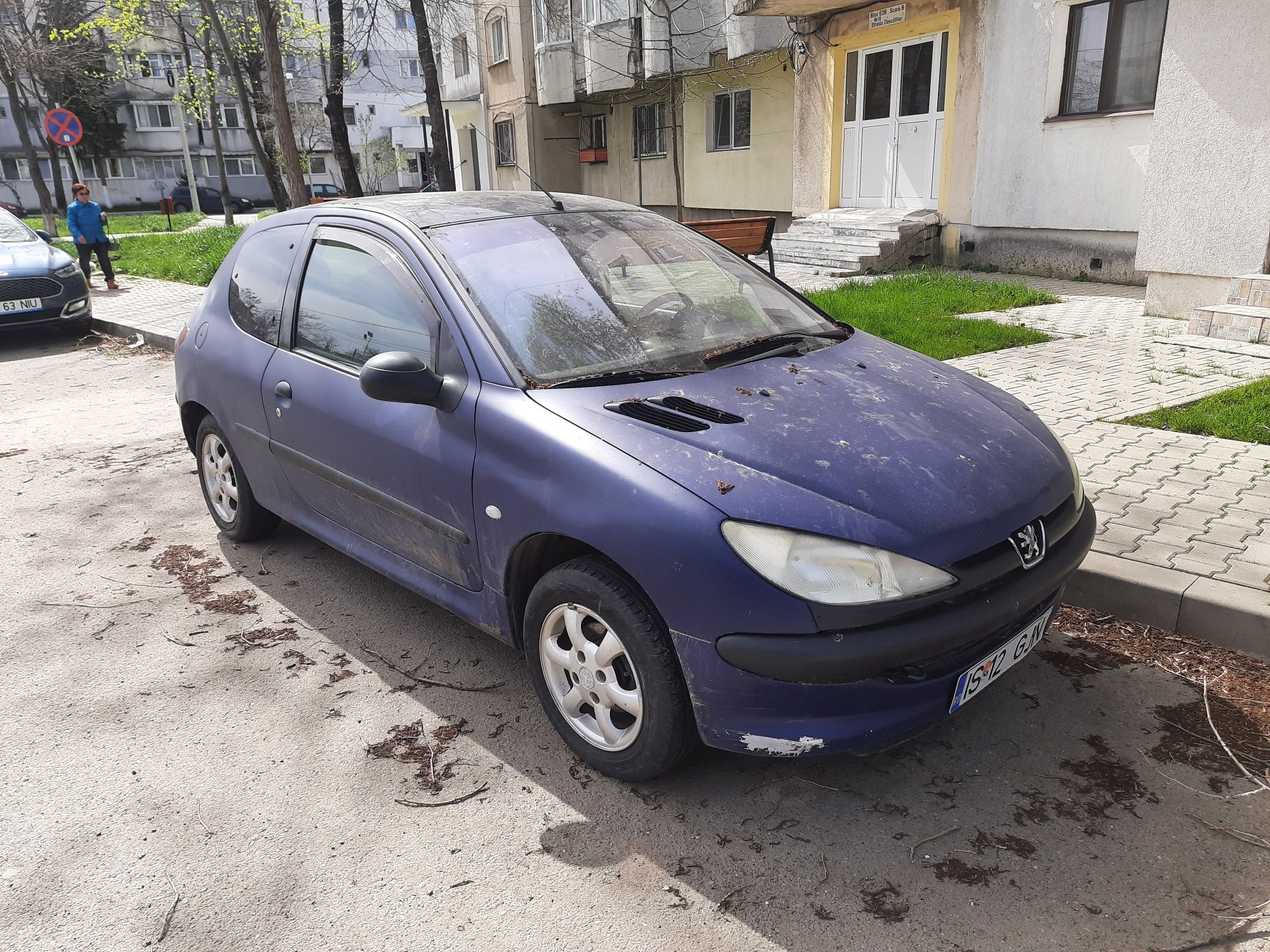 Peugeot 206 (2003) Schimb cu bicicletă electrica sau Scuter!