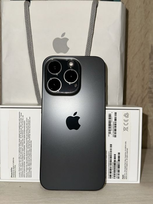 iPhone 15 Pro eSIM КАТО НОВ!