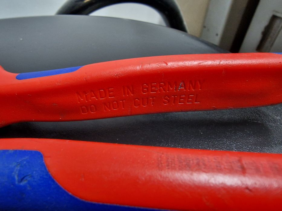 Клещи/Ножици за кабели Knipex