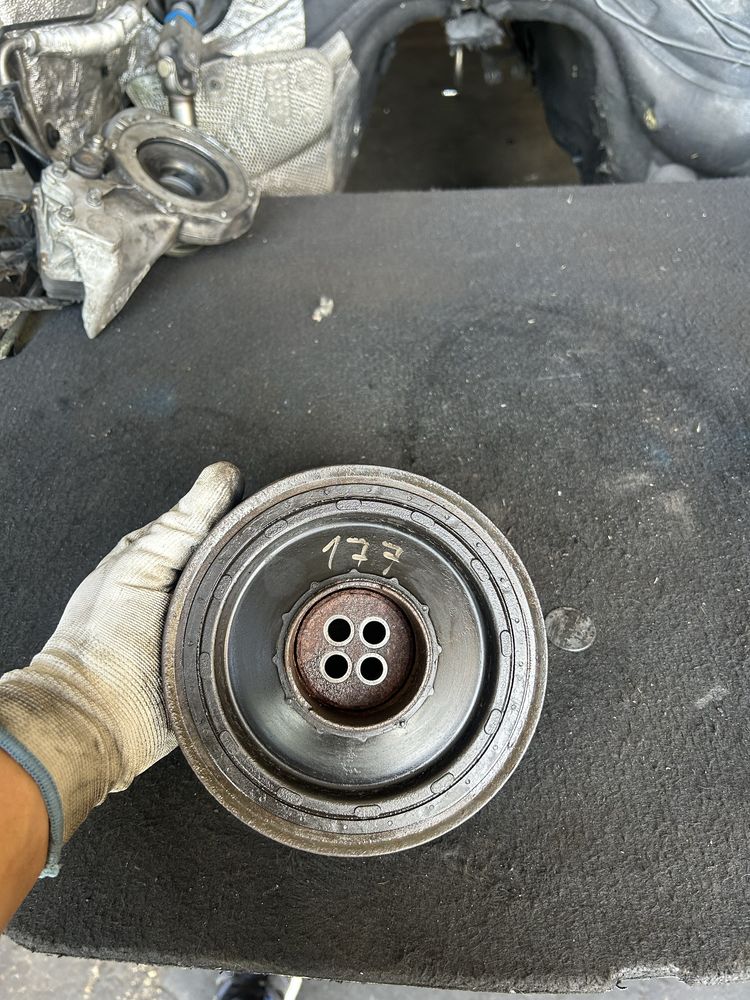 Демпферна шайба БМВ Е90 е91 е92 е87 n47d20 143hp 177hp