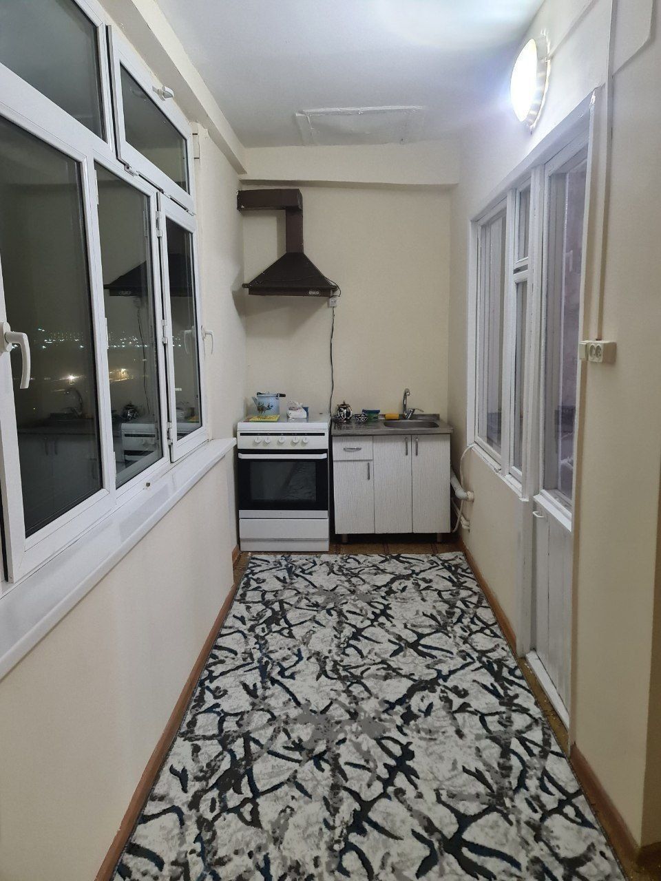 Срочно Продажа квартиры С.Рахимов метро 1в2/7/9 площадь 52м2 цена 35.0