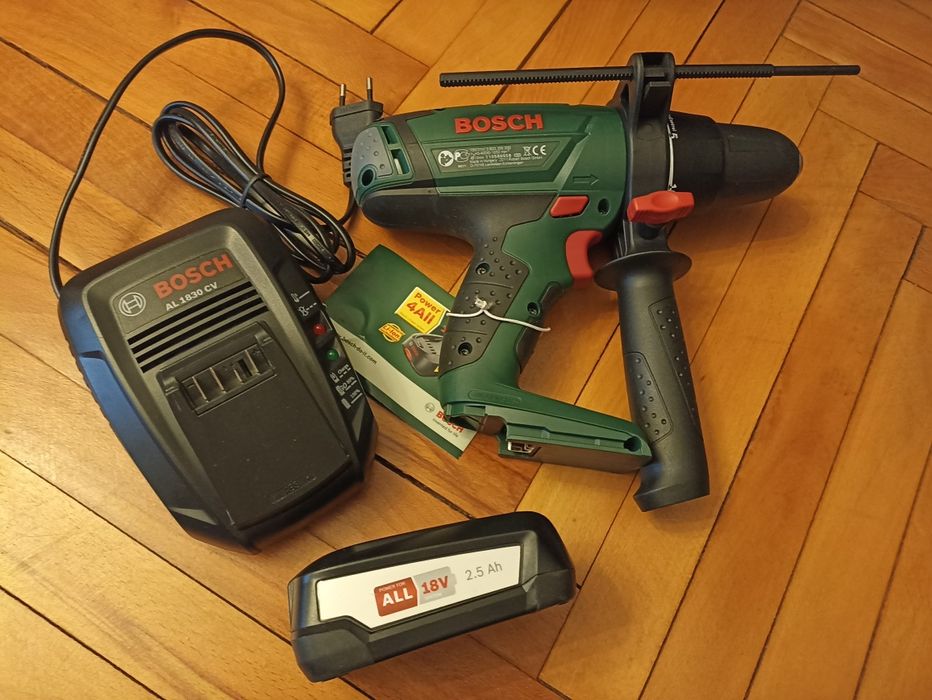 Pachet PSB 18 Li-2/Bosch-Hungary cu accesorii (acumulator & încărcător