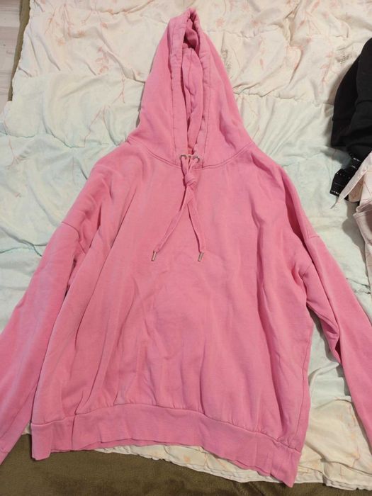 Невероятно красиви анураци и блузи, които почти не са ползвани.