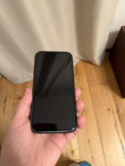 iPhone 15 pro - в отлично запазено състояние