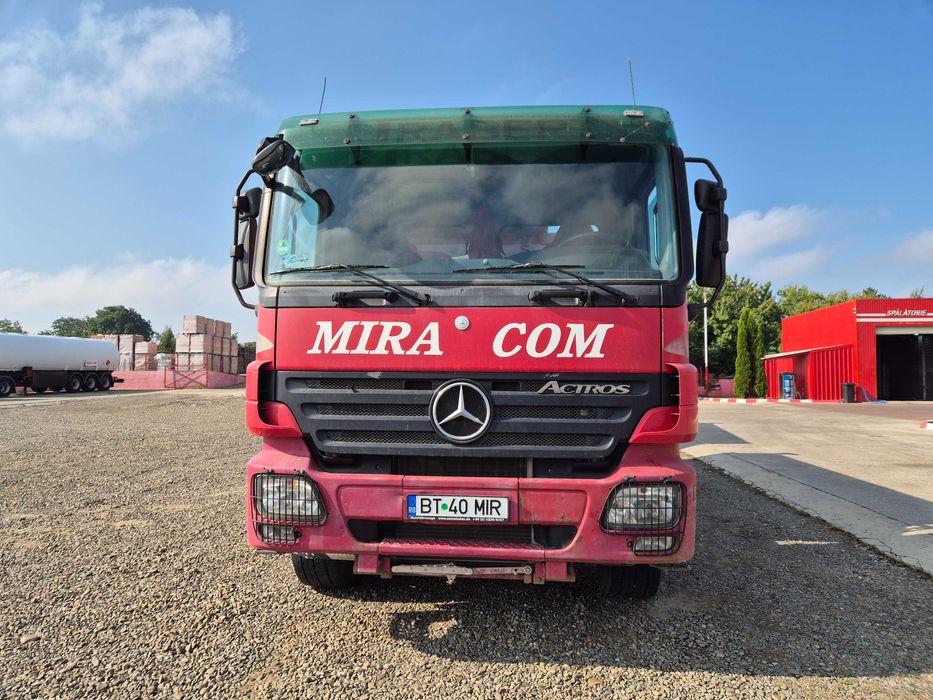 Autobasculant cu remorca Mercedes 2646