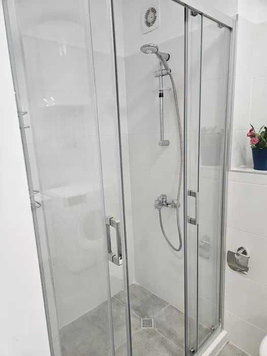 Închiriez Apartament cu 2 camere - Zona 1 Decembrie - După 14 Iulie
