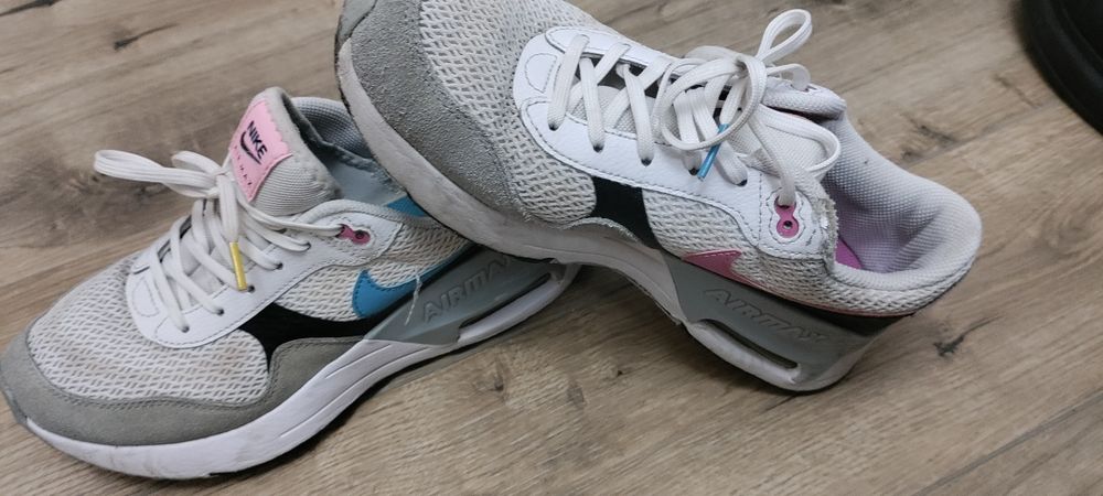 Дамски маратонки Nike Air Max