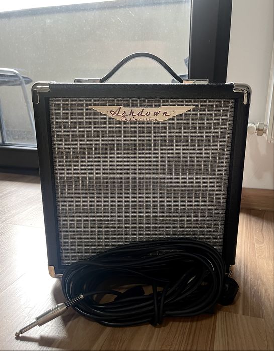 Bass Electric Gio Ibanez GSR180 + Amplificator