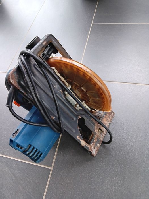 Vand fierastrau circular electric