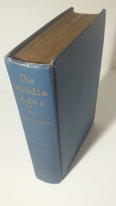 Стара книга - The Middle Ages - Fr. Funck-Brentano 1926