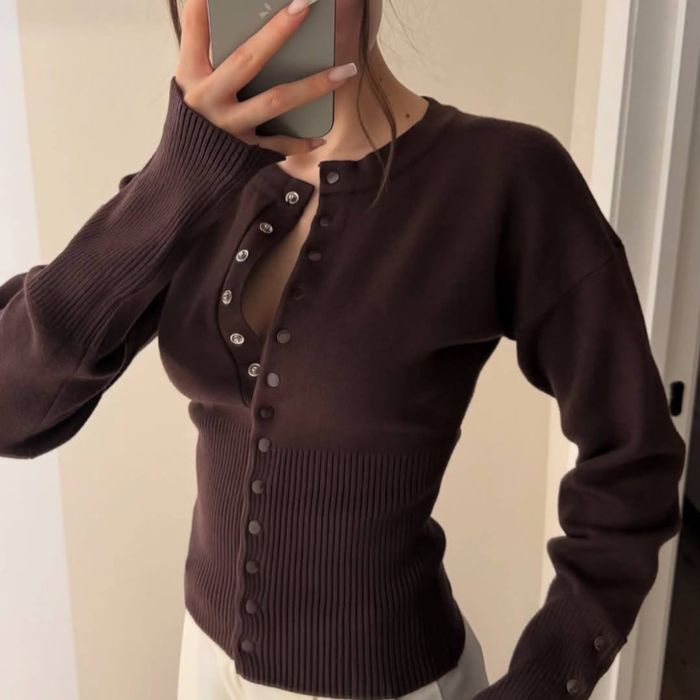 Кофта с кнопками