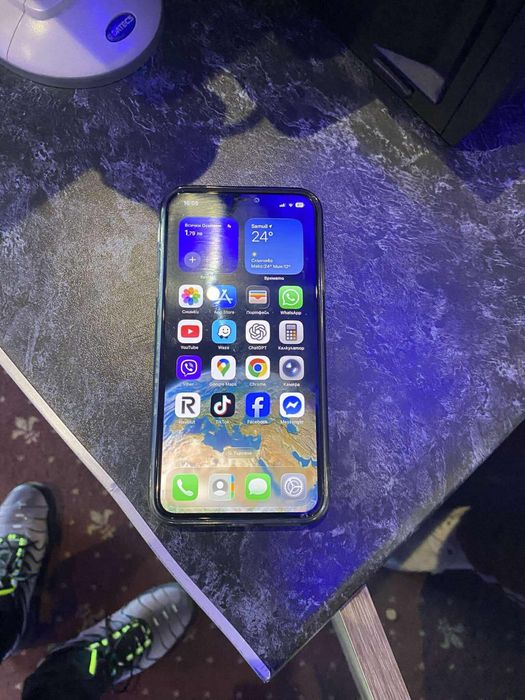 Iphone 11 pro max търся бартер !