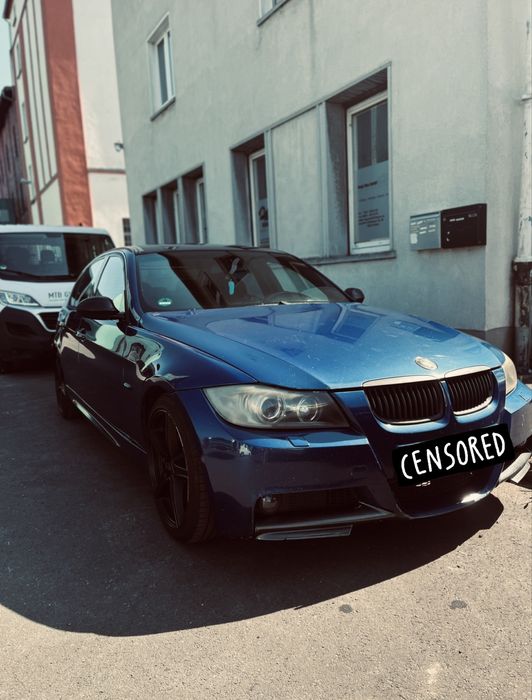 Bmw masina e pentru dezmembrat dar o dau completa