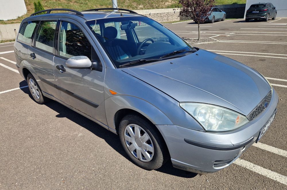 Ford Focus 1.4 benzina