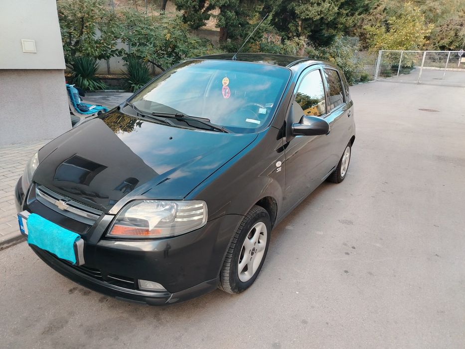 Шевролет 
Топ състояние. С регистрация - област Варна 
1.2 - 73кс - Бе