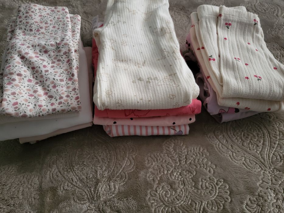 Бебешки дрешки панталончета ромпъри и комплекти