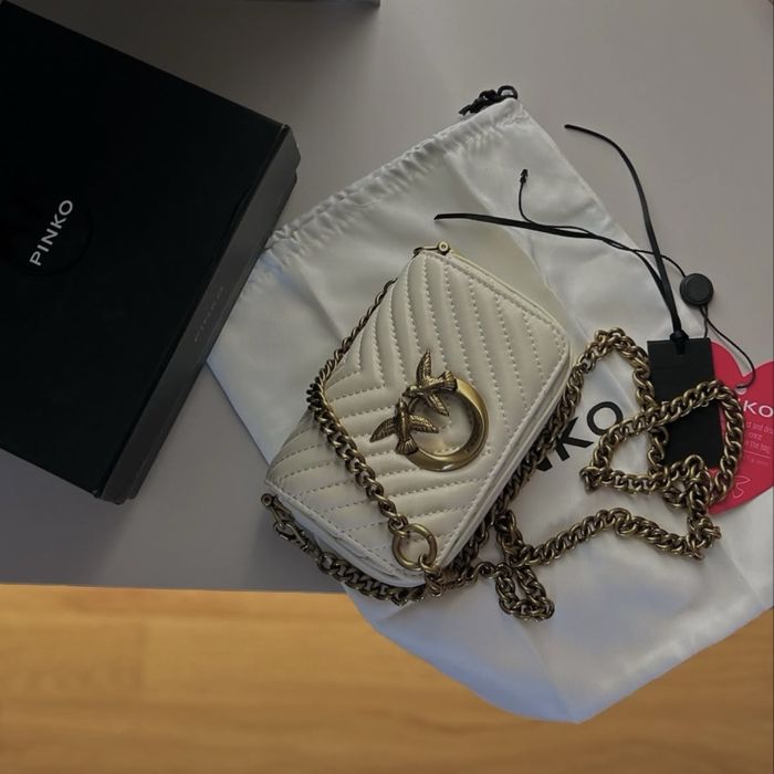 Бяла чанта микро Pinko