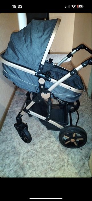 Коляска для новорожденных