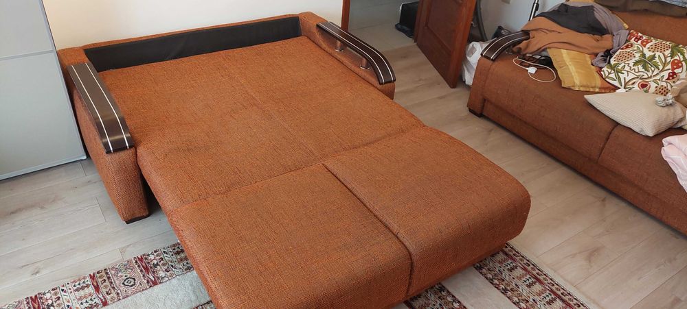 CANAPEA extensibila 3 persoane cu lada depozitare