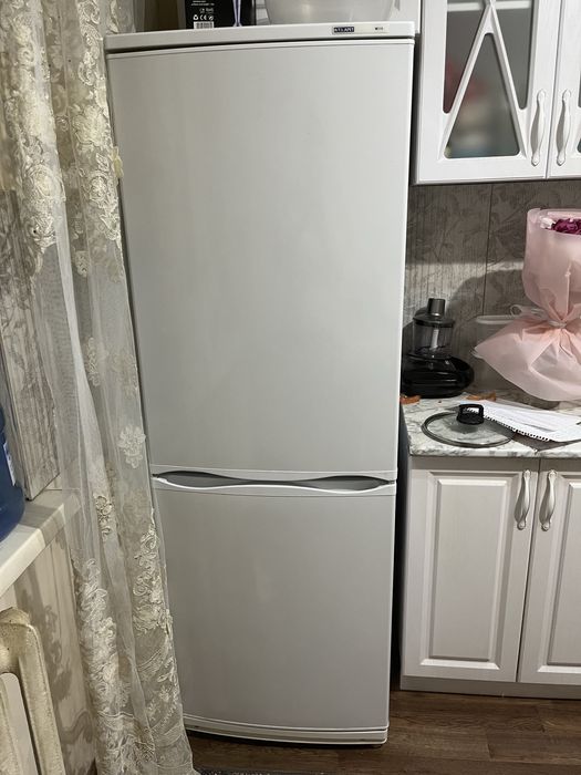 Продам холодильник ATLANT