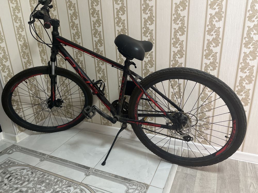 Продам велосипед axis 700MD