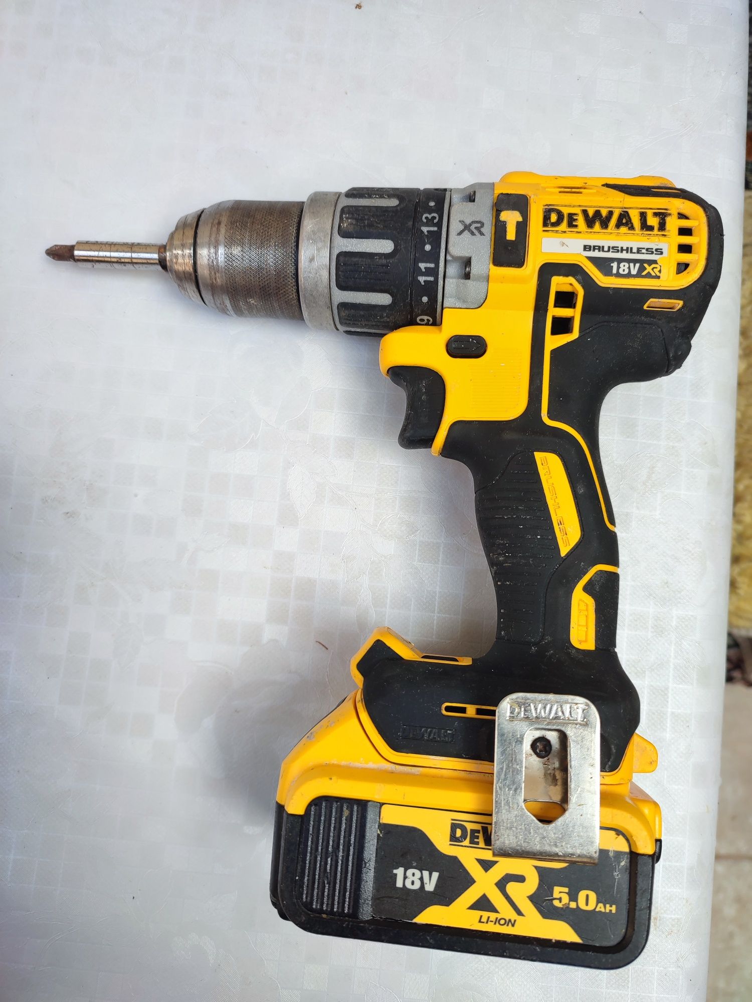 Vând filetanta și impact 887 Dewalt