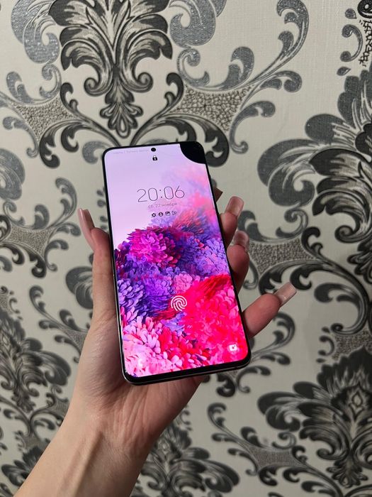 Samsung s 20 память 128 оперативка 8