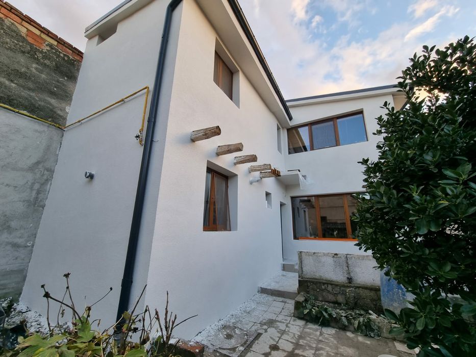 Placare fațade case cladiri blocuri vată bazaltică sau polistiren