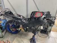 Suzuki gsxr K4 1000 на части