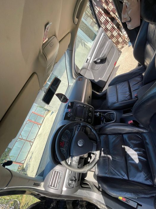 Vand sau schimb golf 5 1.9d