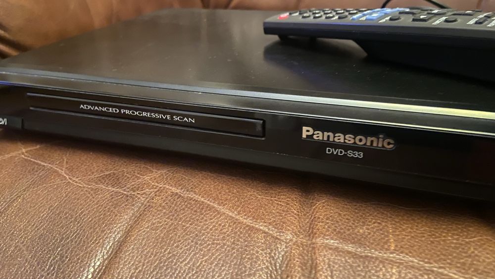 Panasonic DVD-S33