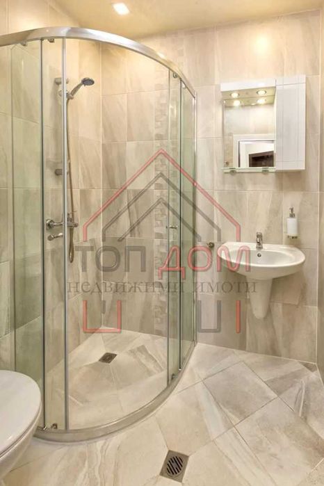 Дава се под наем Двустаен апартамент в Варна, Левски - 70 кв.м за 714 € - Снимка #5