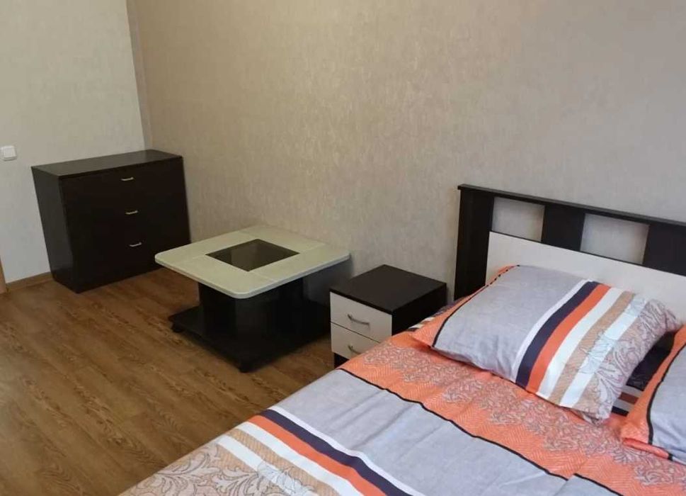 Дава се под наем Двустаен апартамент в Пловдив, Изгрев - 67 кв.м за 341.7 € - Снимка #2