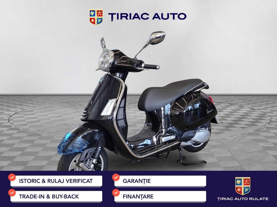 Piaggio Vespa GTS300