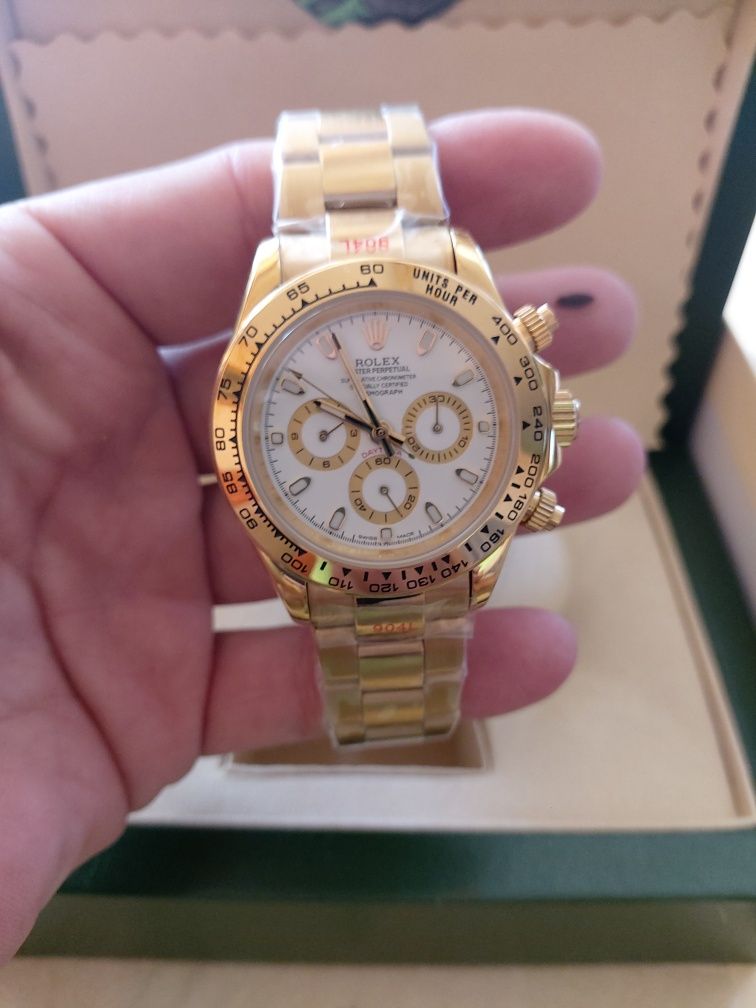 Нов позлатен gold / rose gold мъжки автоматичен часовник Rolex daytona