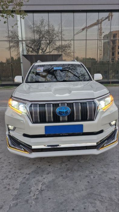 Прадо 150 vx японка 2013йил  краска тоза 83000 прабег кожений салон