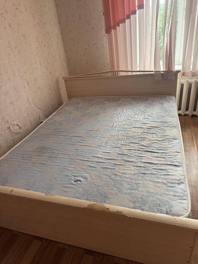 Кровать б/у за 5к