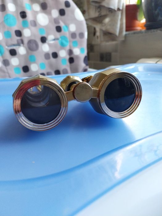 Binoclu  elegant auriu