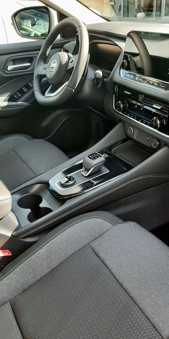 NISSAN QASHQAI 1.3 DDT CVT 156 к.с. Mild Hybrid 4WD N-Connecta