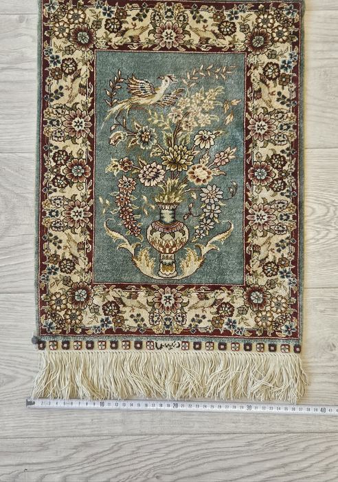 Килим Hereke Копринено искустово.