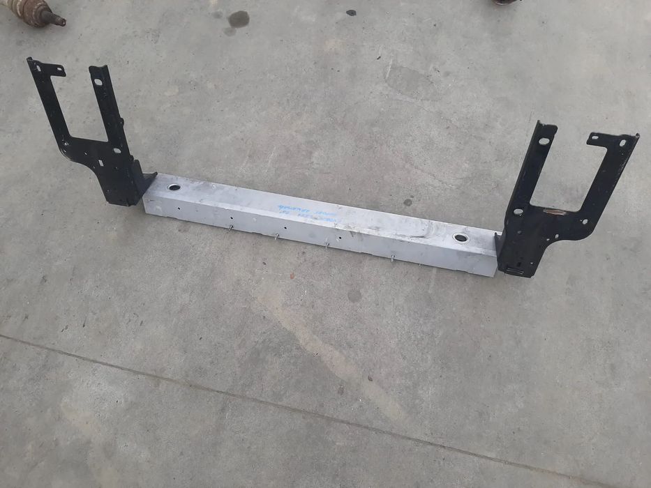 traversa suport radiatoare  range rover evoque l551 2020