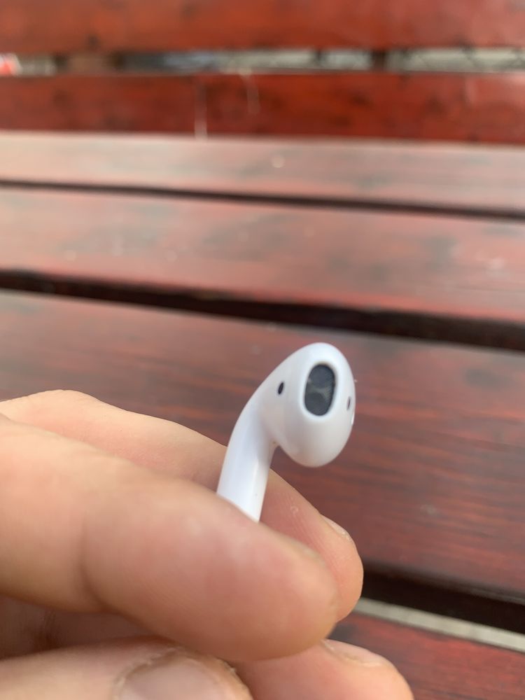Airpods 2 правый