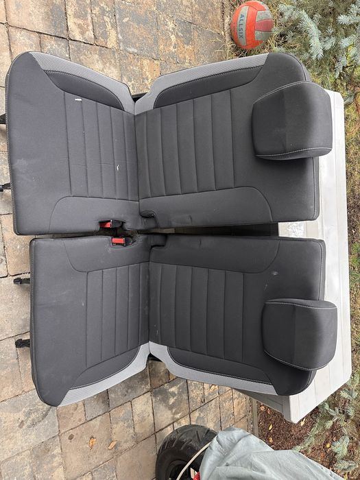 Vand 2 scaune portbagaj Dacia Lodgy model 2021