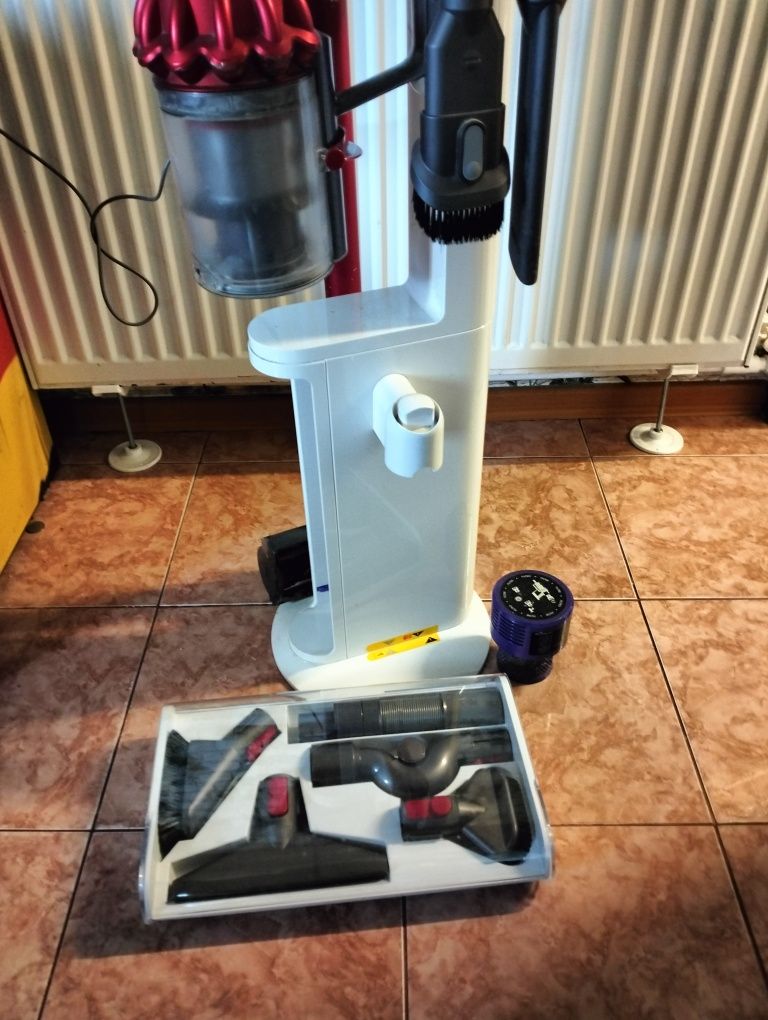 Dayson v10 și stand !