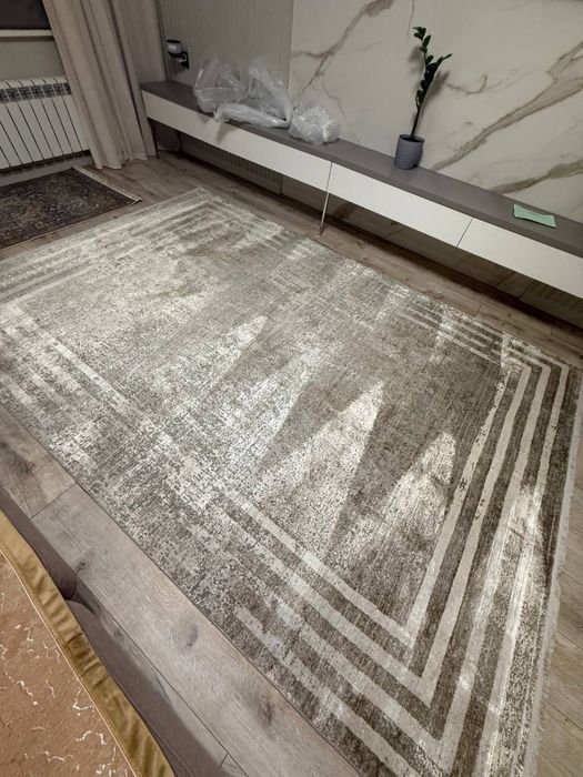 Ковры разного размера б/у после химчистки