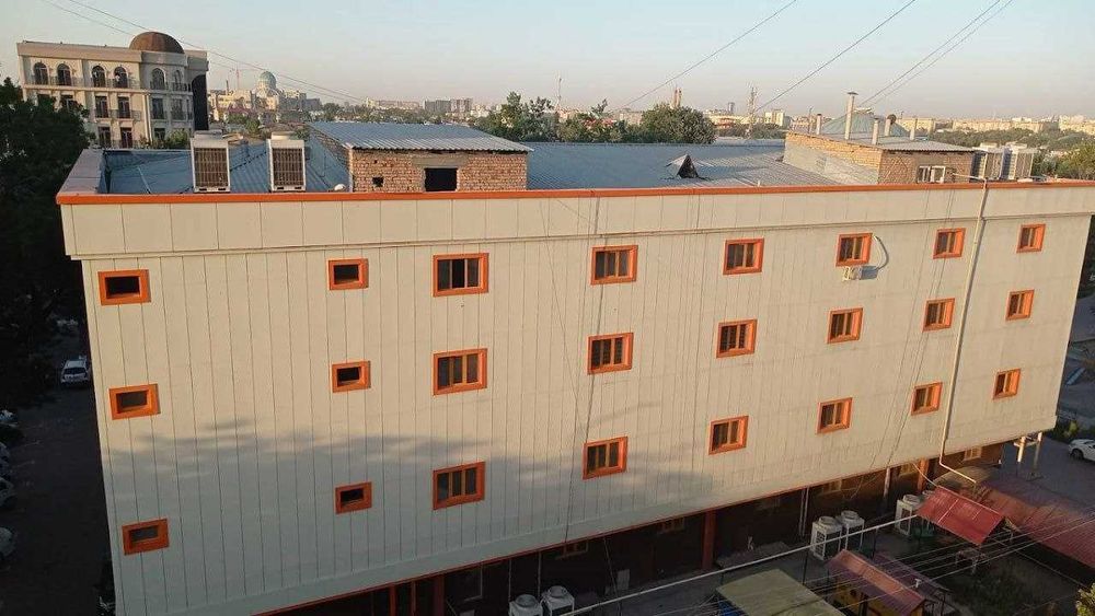 Здание Чорсу 4-этажа 5200 м² 13-соток часть в аренде ремонт есть