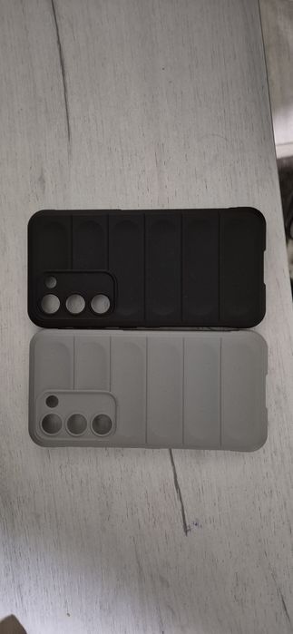 Huse pentru Samsung Galaxy S23