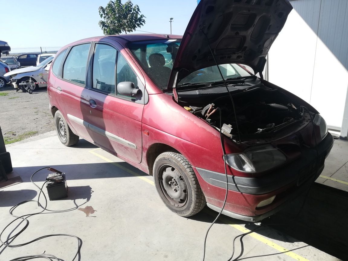 Renault Scenic 1.6 90к.с