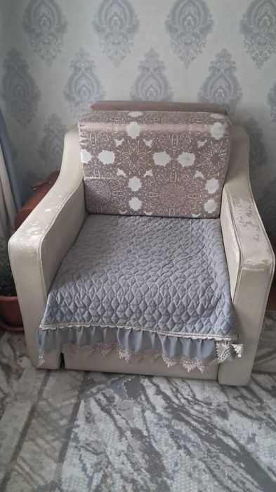 Продам диван, кресло